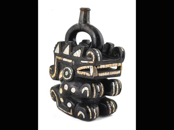 Vaso cerimoniale scultoreo in ceramica che rappresenta un animale mitologico